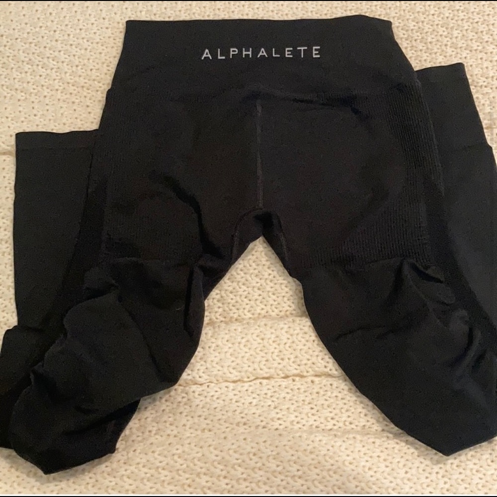 Alphalete leggings